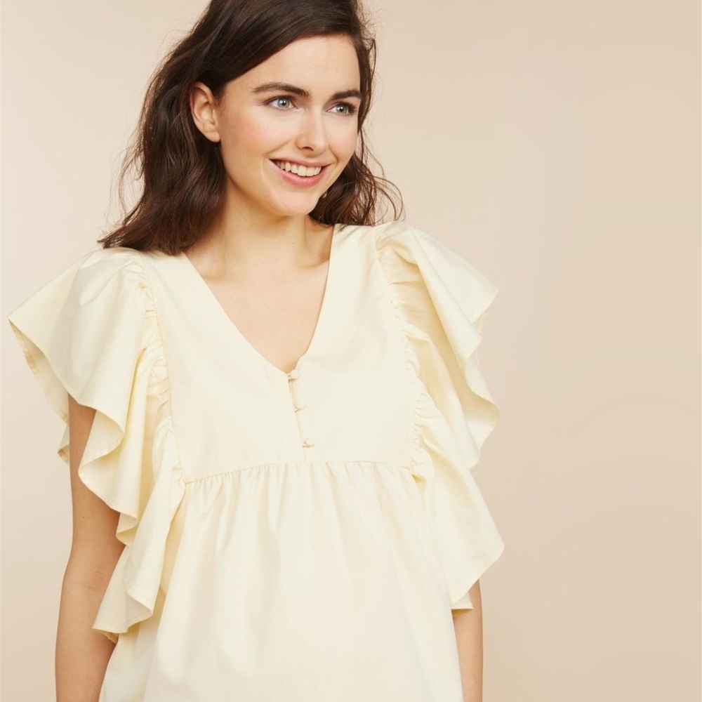 Flutter Sleeve Maternity Top new without tags NWT - image 1
